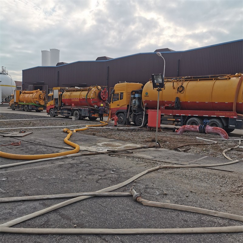 平和污水池清理